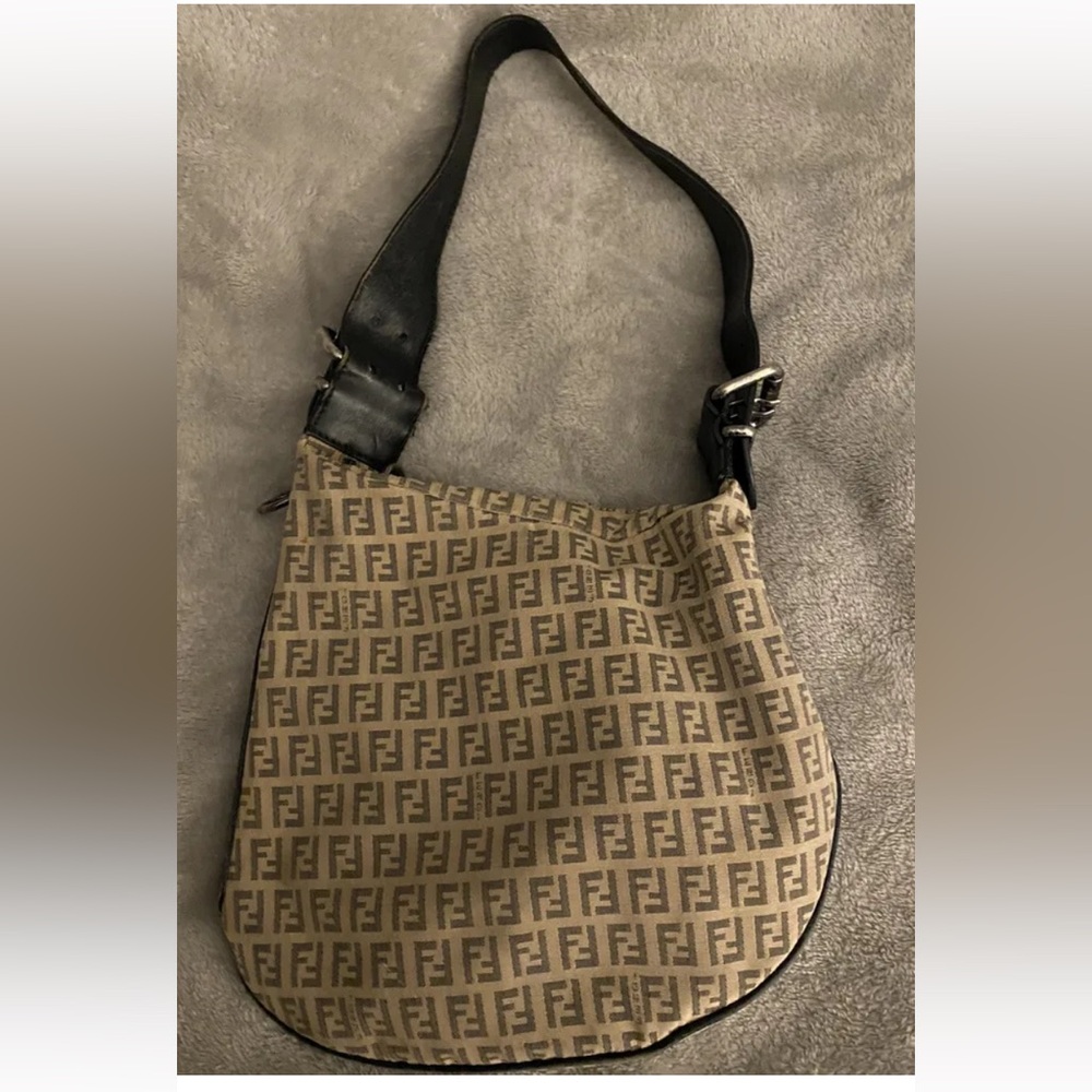 FENDI Zucchino Oyster Medium Bag Vintage Brown Monogram Logo Purse